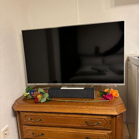 Moebliertes Zimmer Mit Tv, Internet & Kompletter Ausstattung In Bonn-Mehlem Extérieur photo